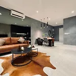 Designer Suite Quill Residence By Hausome